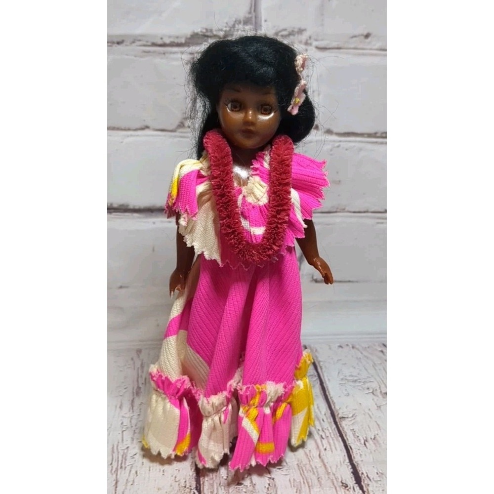 Vintage‎ 1960's Elsie Denney Hawaiian Doll With Original Box